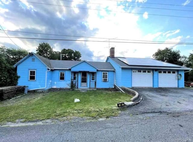 29 Saugerties Manor Road, Saugerties