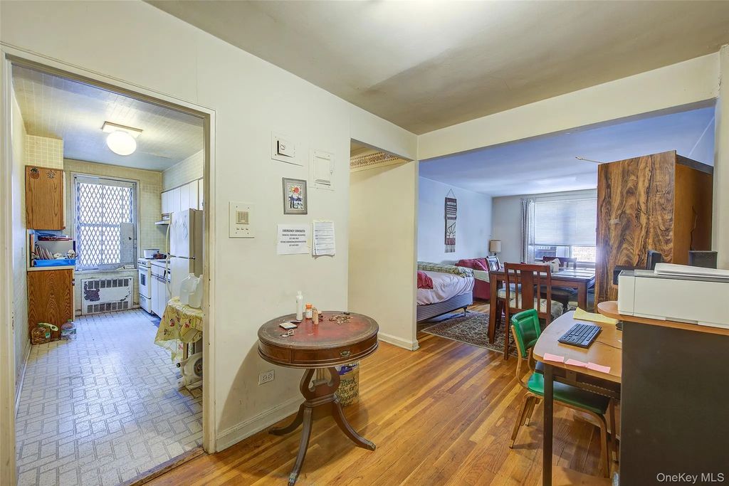 37-27 86th Street # 5s, Jackson Heights
