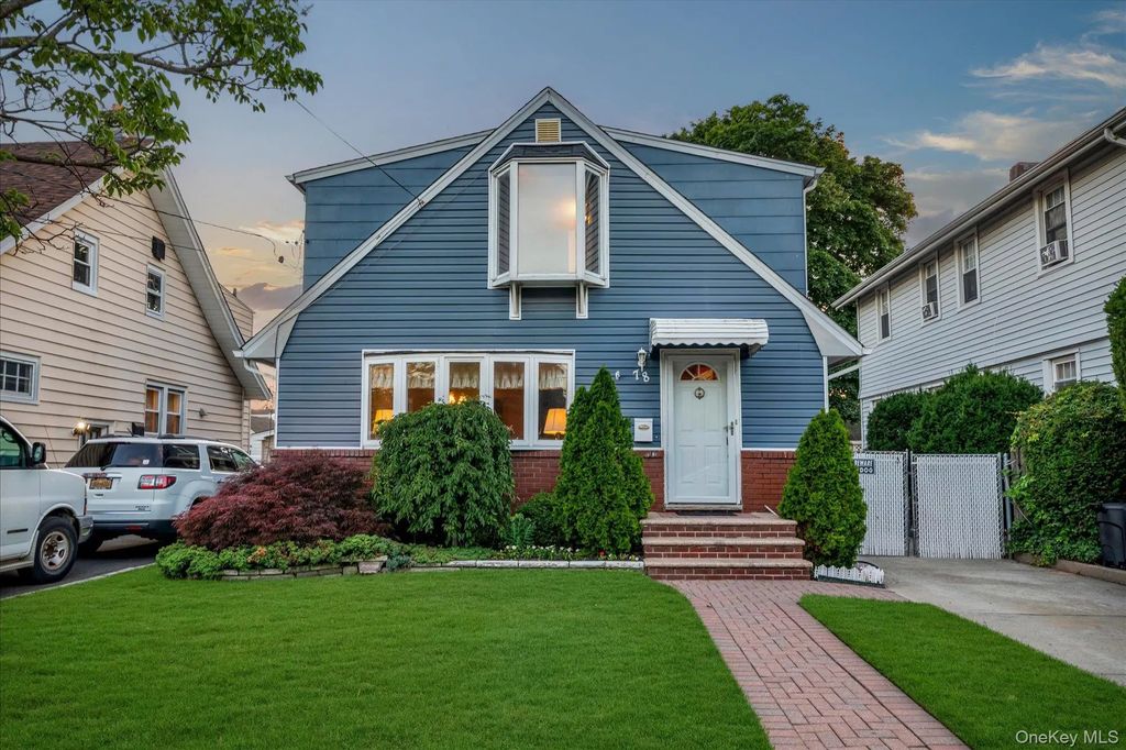 78 Rockaway Parkway, Valley Stream
