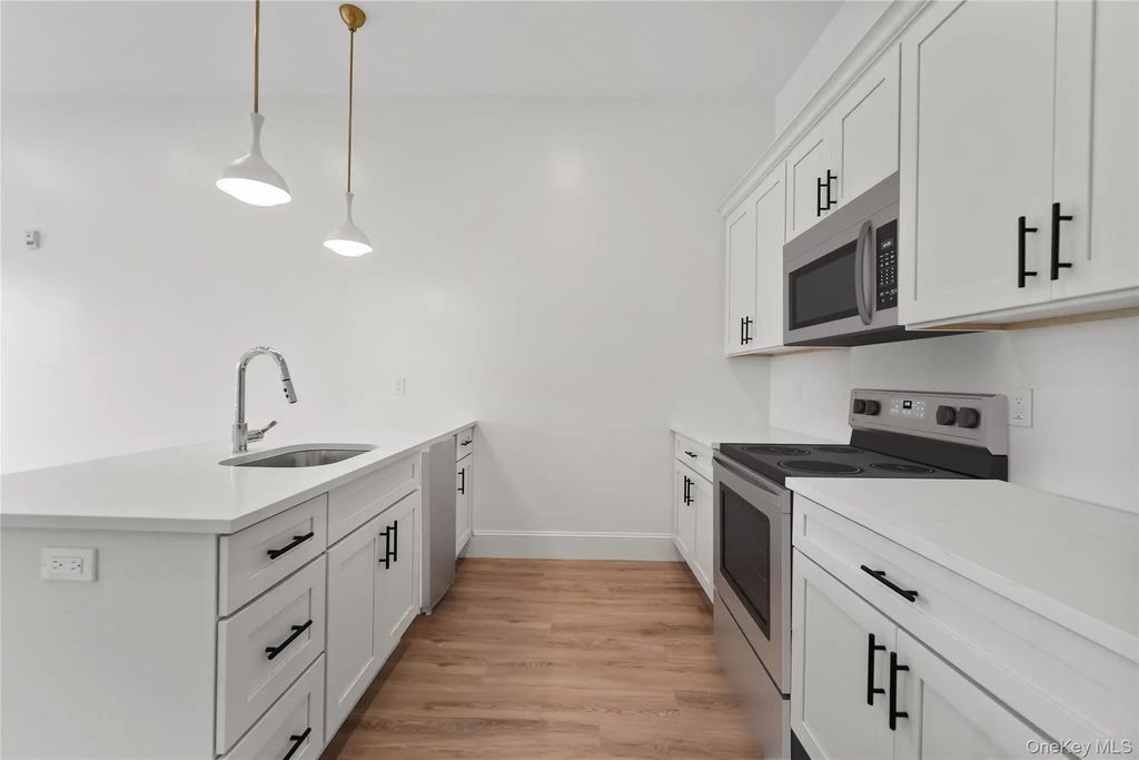 48 North Street # 404, Middletown