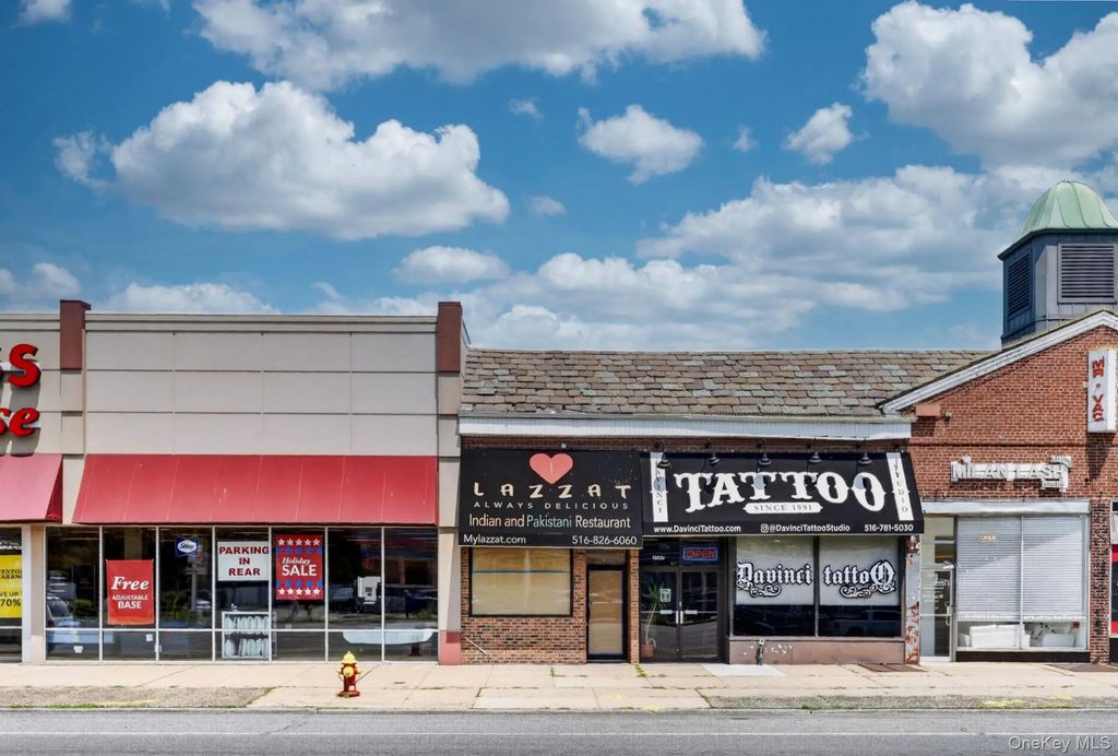 3245 Sunrise Highway, Wantagh