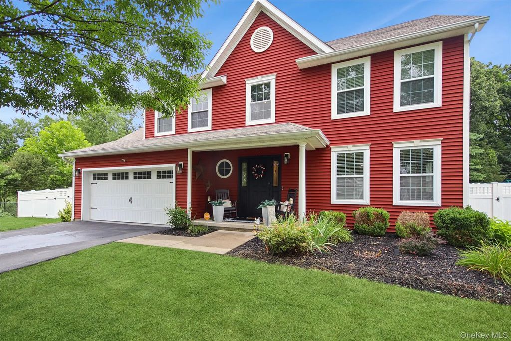 45 Plum Court Drive, Poughquag