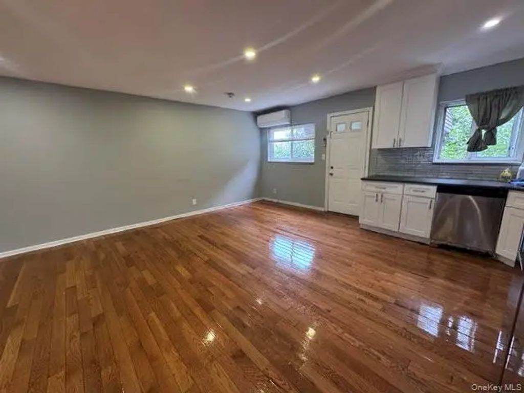 409 S 3rd Avenue, Mount Vernon