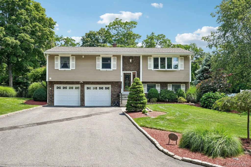 6 Prince Road, Mahopac