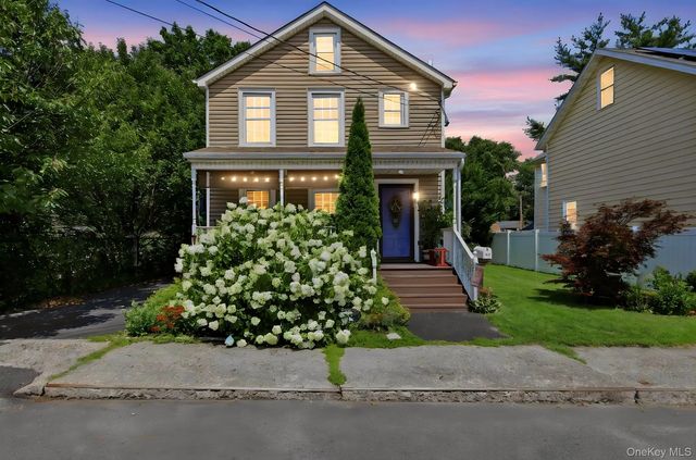 Photo of Listing #1031553