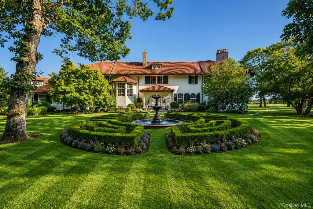 767 Montauk Highway, Quiogue