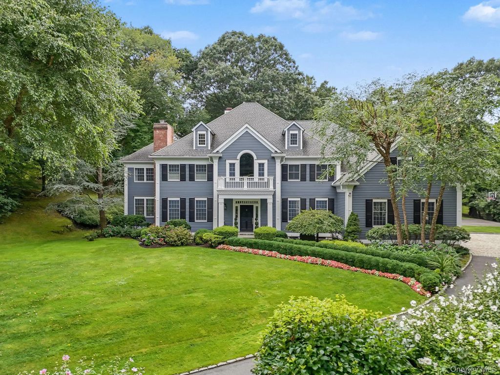 9 Trails End, Chappaqua