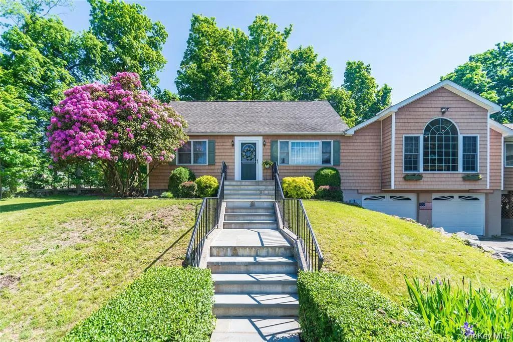 31 Bendlin Lane, Howells