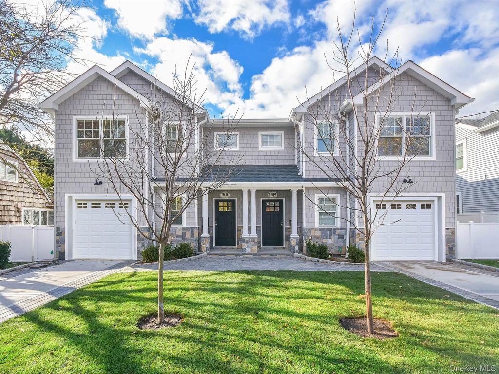 15 B Dunes Lane, Port Washington
