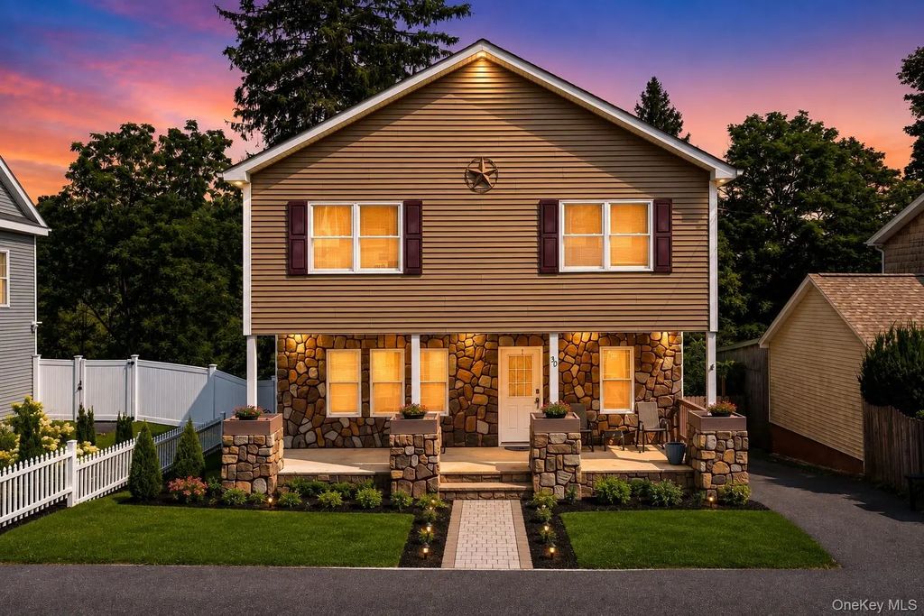 30 High Street, Unionville