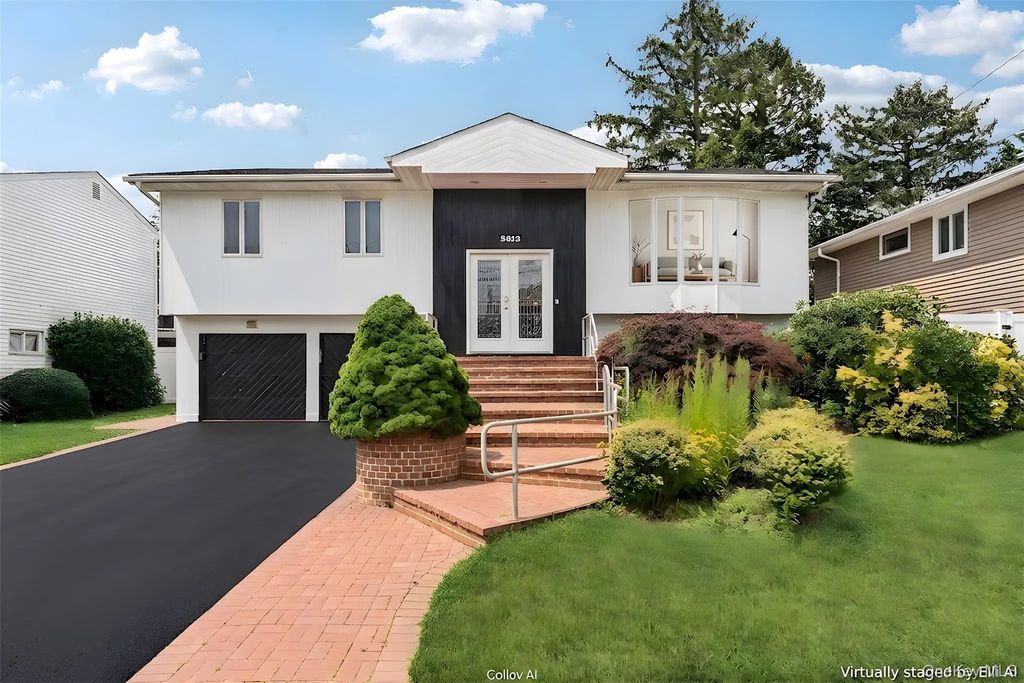 2812 Covered Bridge Road, Merrick