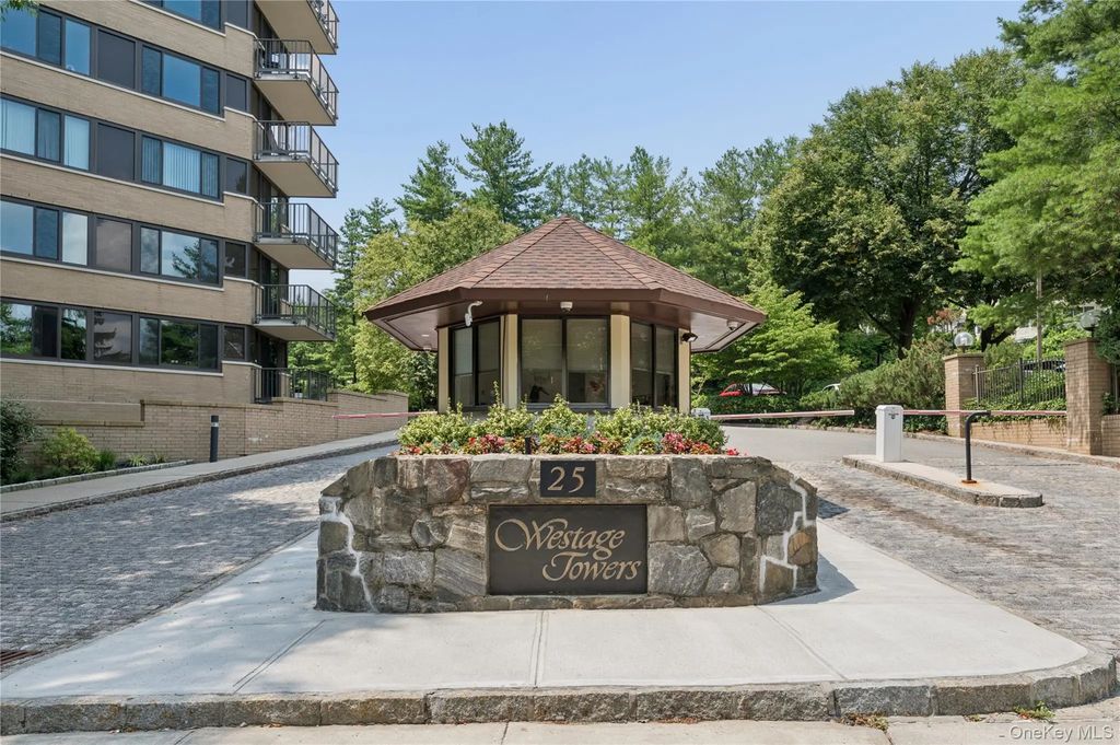 25 Rockledge Avenue # Ph11, White Plains