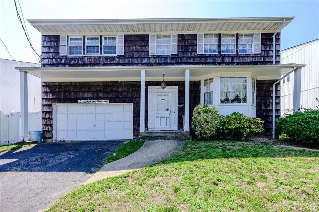 719 Hungry Harbor Road, Valley Stream