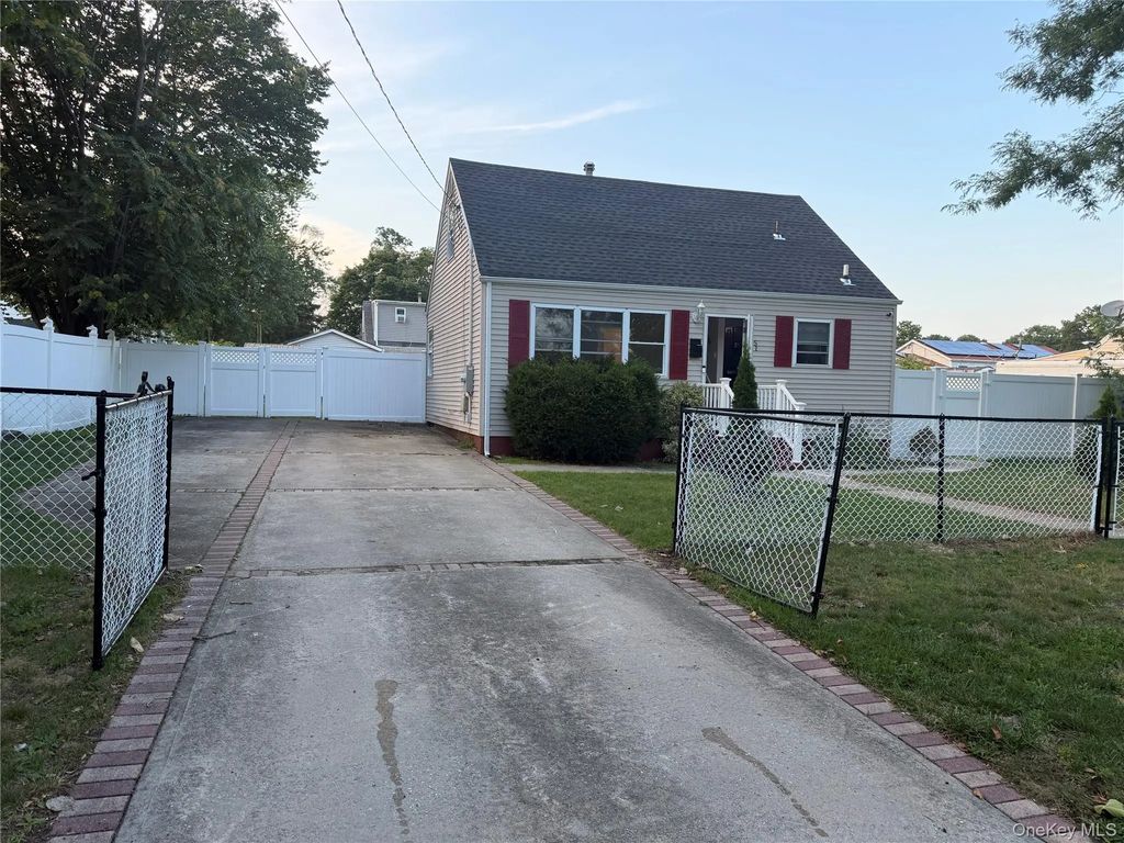51 E Cedar Street, Central Islip