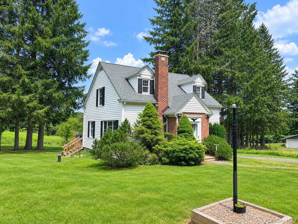 51 Shandelee Lake Road, Livingston Manor