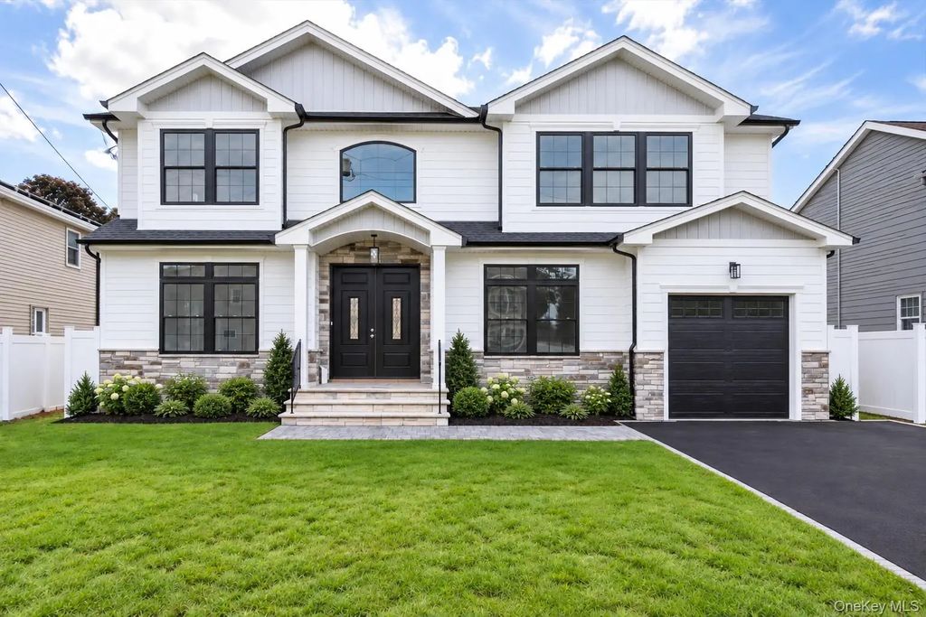 3380 Silverton Avenue, Wantagh