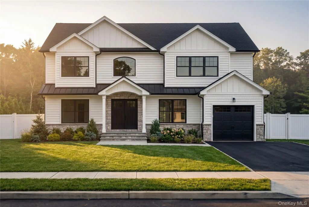 3380 Silverton Avenue, Wantagh