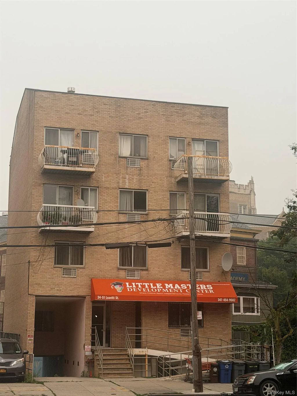 3451 Leavitt Street # 3b, Flushing