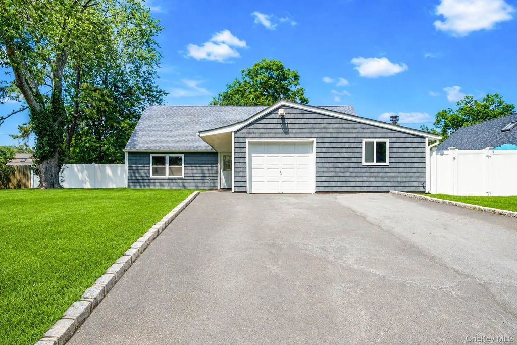 150 Serpentine Lane, Islandia