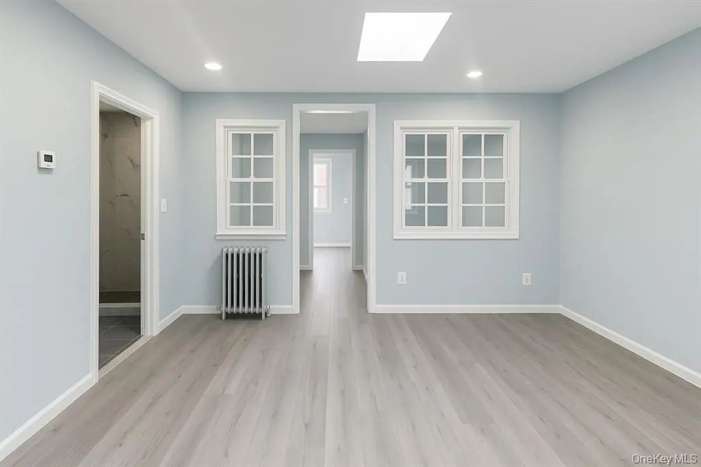 21813 Jamaica Avenue, Queens Village