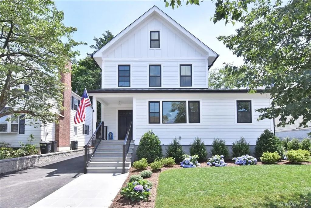 142 Second Avenue, Pelham