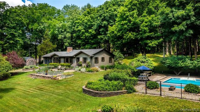 50 Field Road, Clinton Corners