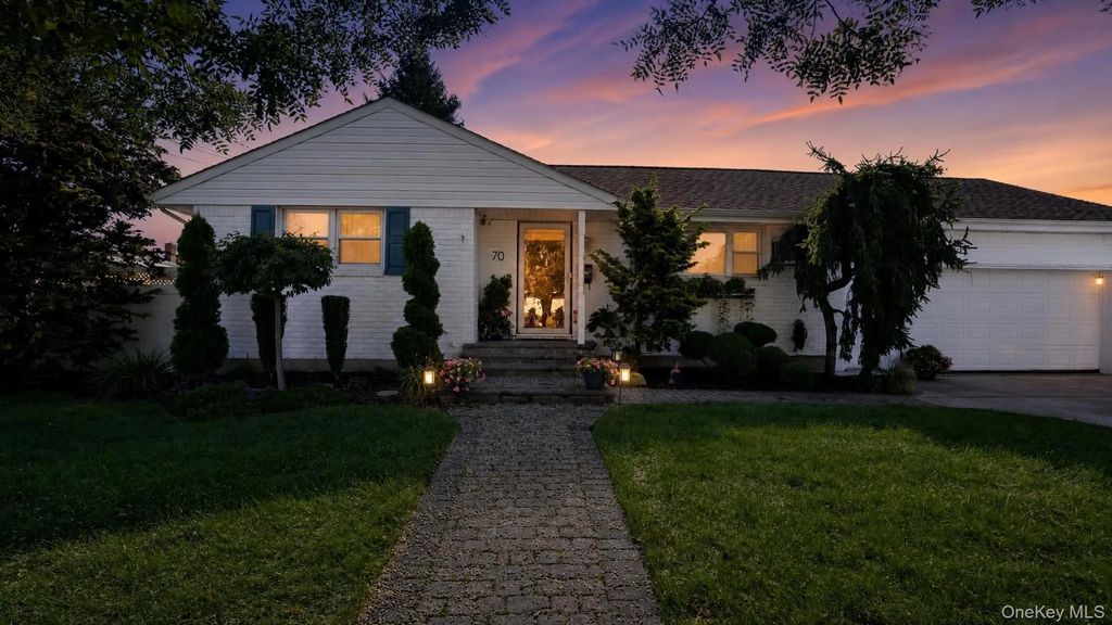 70 S 5th Street, Bethpage