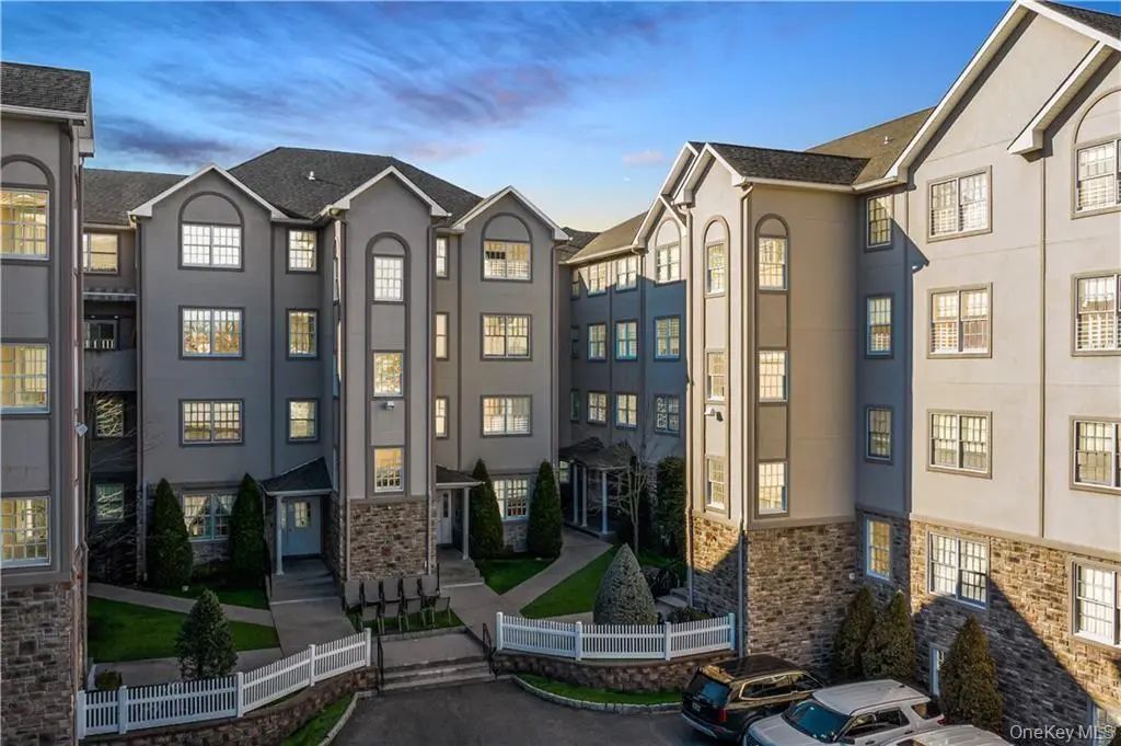3307 Parkview Drive, Spring Valley