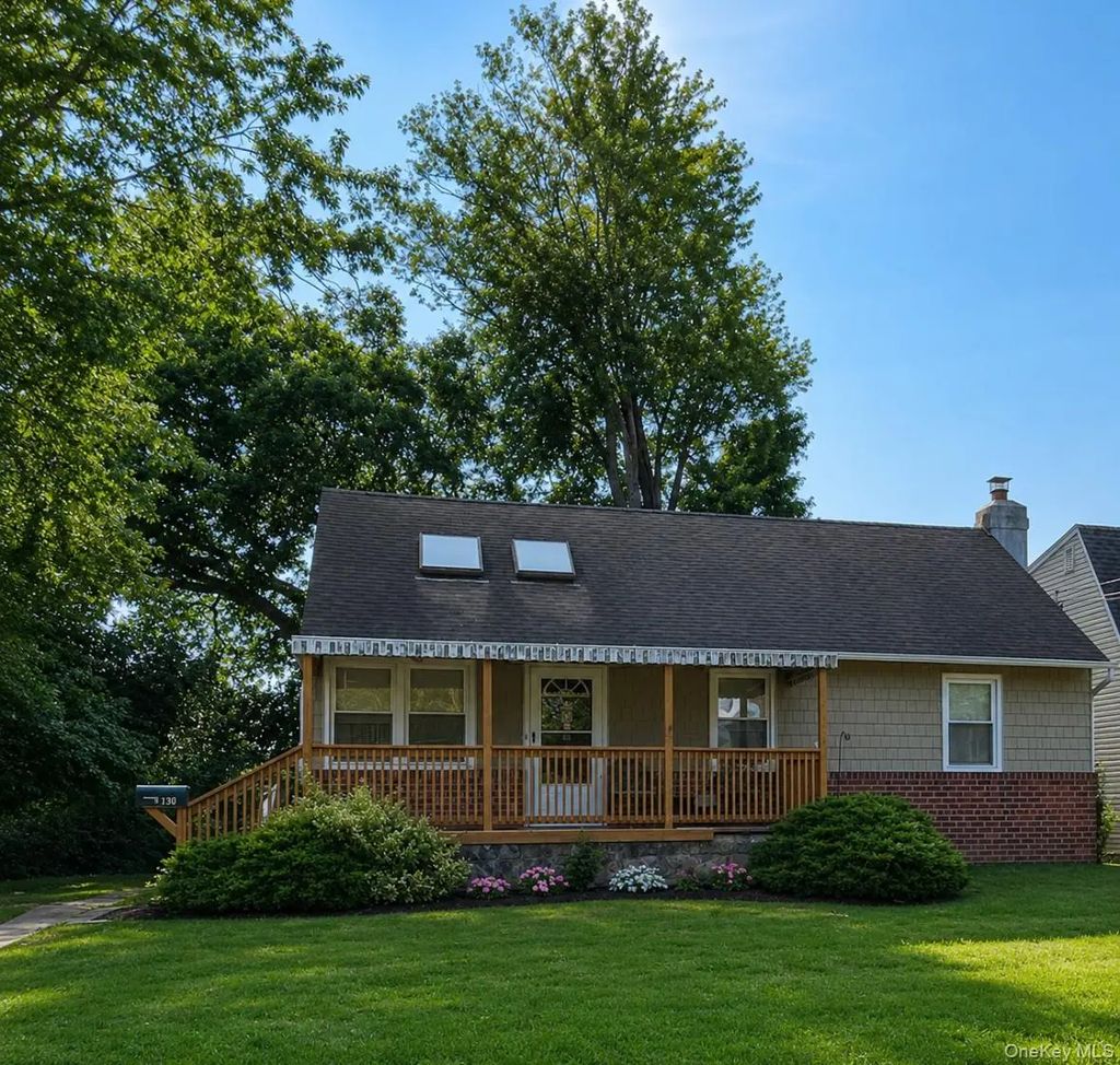 30 Anderson Avenue, North Babylon