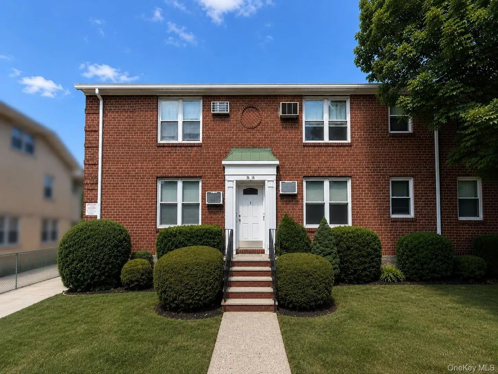 36-14 Utopia Parkway # F2, Flushing