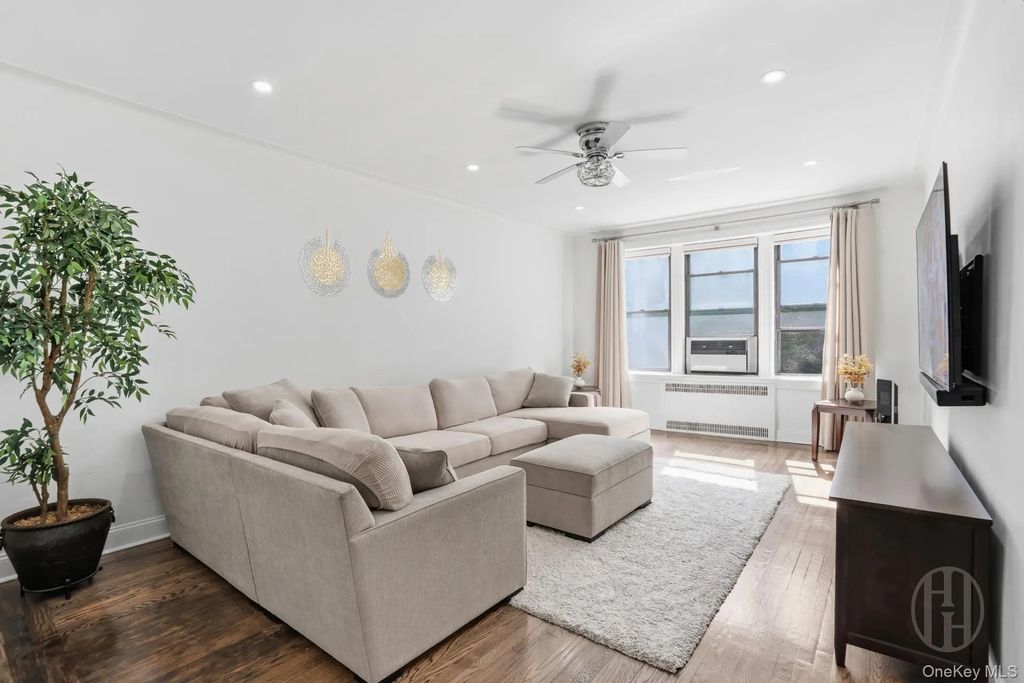 3545 81st Street # B5, Jackson Heights