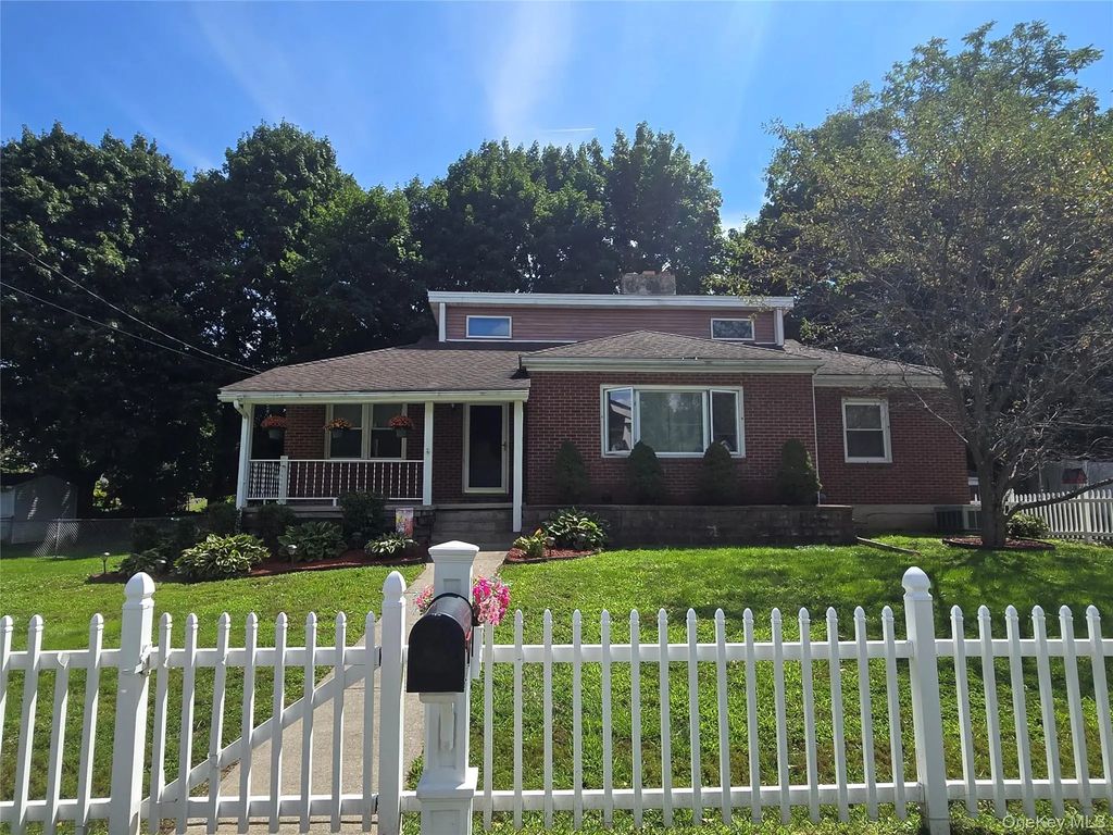 67 Myrtle Avenue, New Windsor