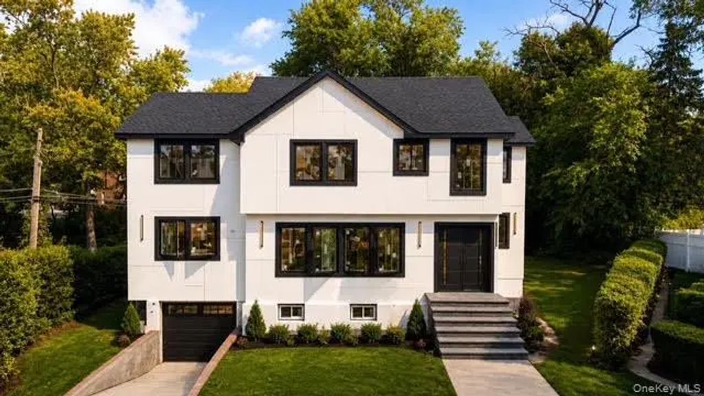 1 Garland Lane, Valley Stream