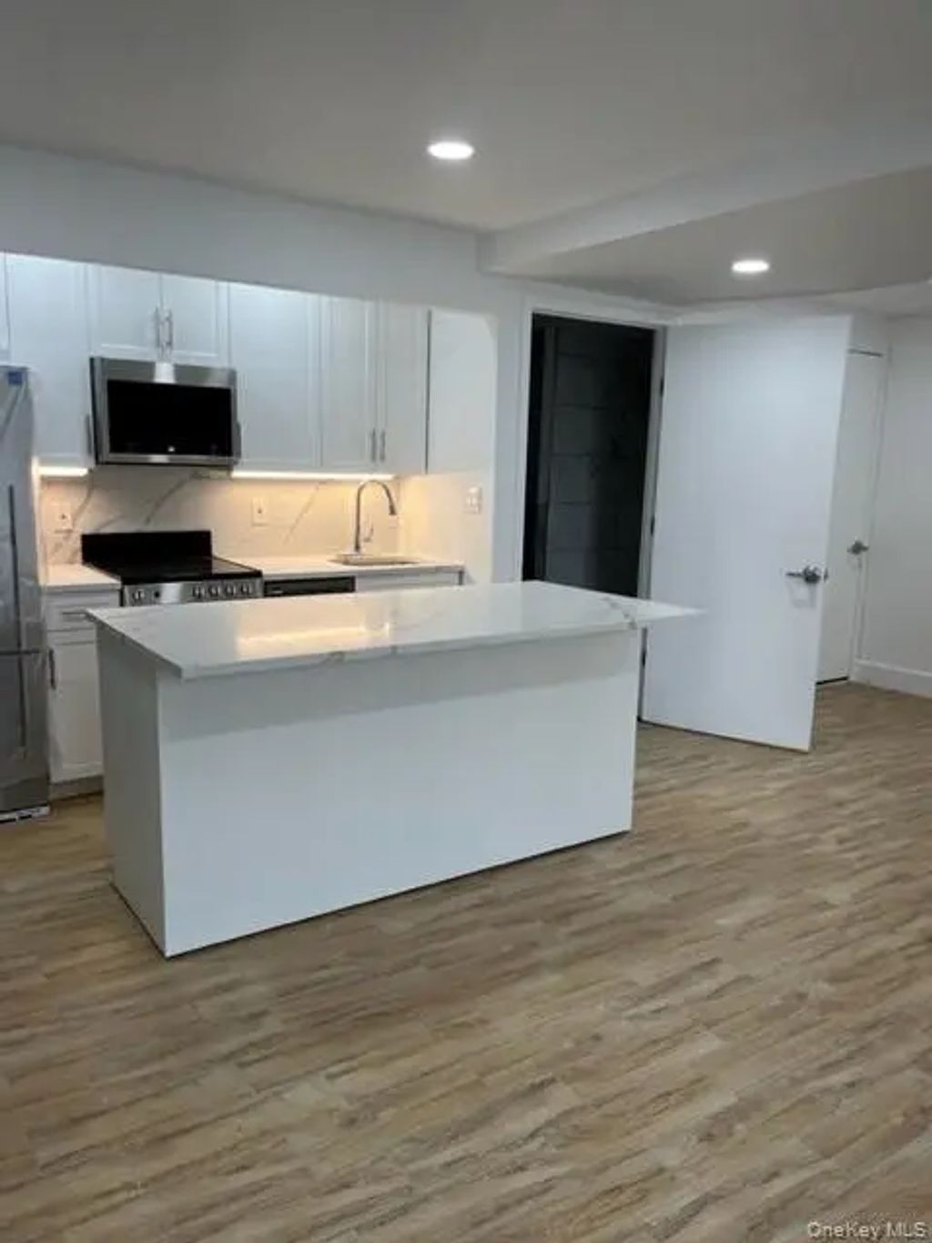 6334 Fresh Pond Road # 1a, Ridgewood