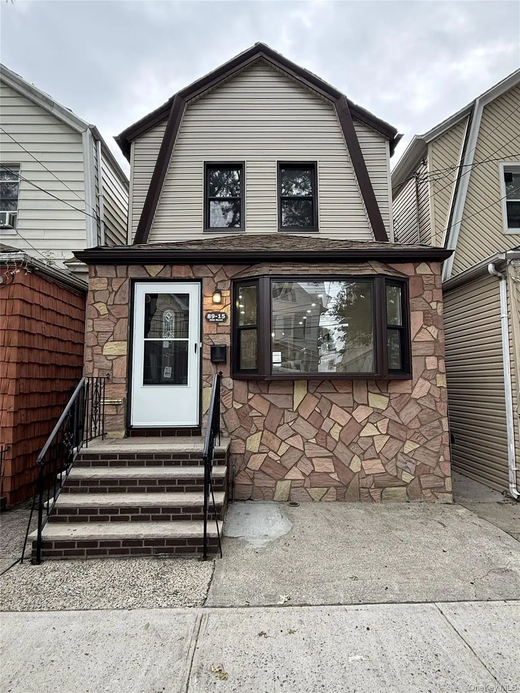 8915 86th Street, Woodhaven