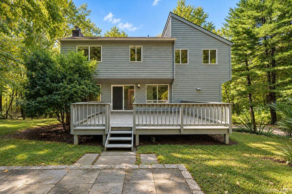 275 Todd Road, Katonah