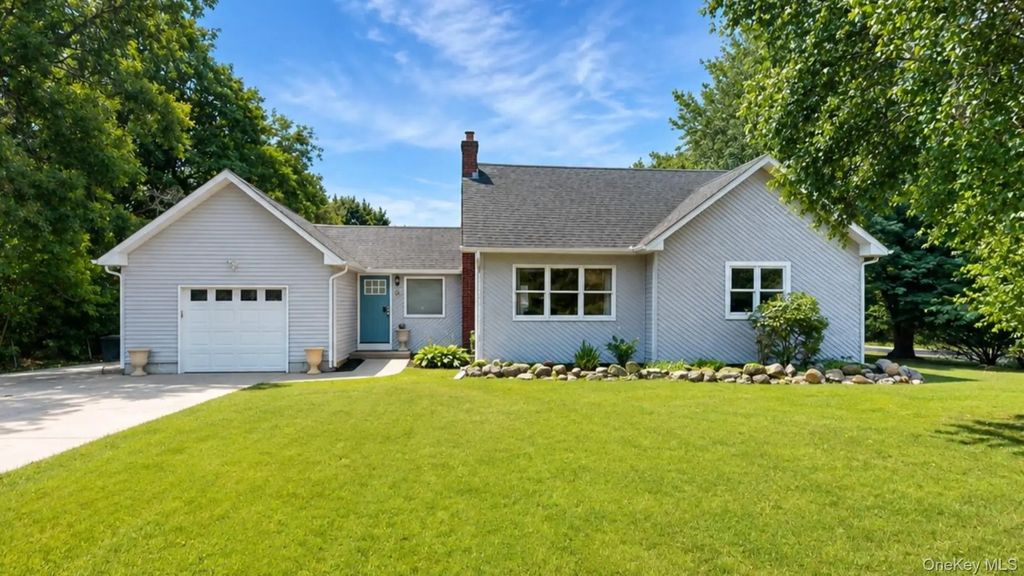24 Miller Avenue, East Moriches