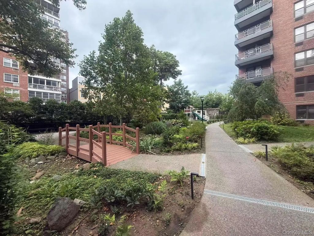 8710 51st Avenue # 3h, Elmhurst