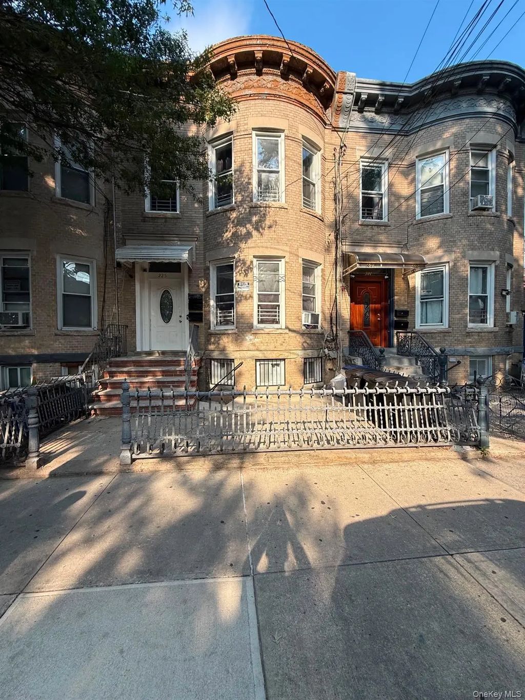 225 Grant Avenue, Brooklyn
