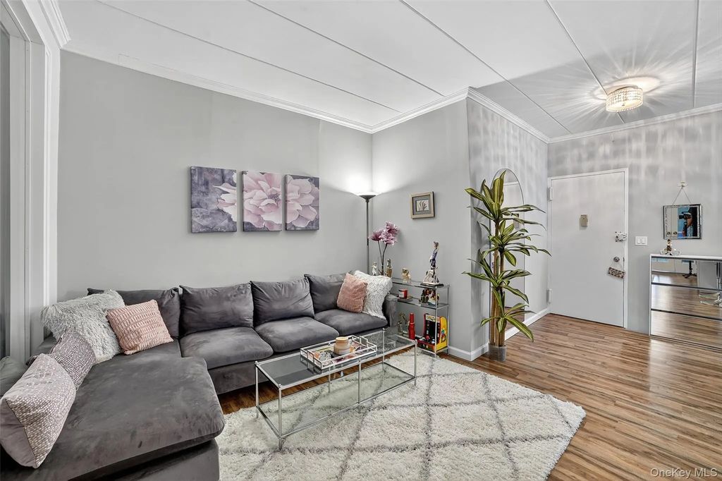 1101 Midland Avenue # 121, Bronxville