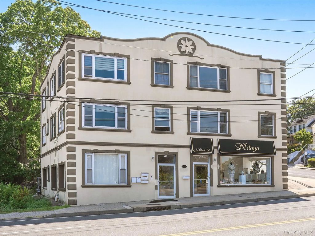 11 Shore Road # 1, Port Washington