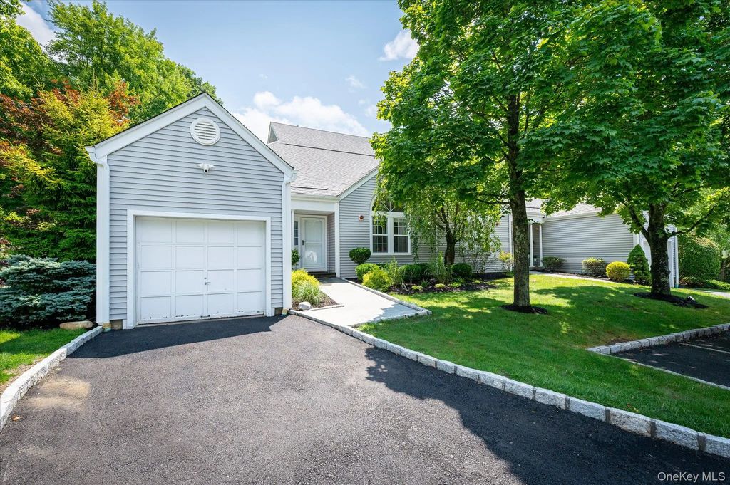 215 Sandpiper Court, Yorktown Heights