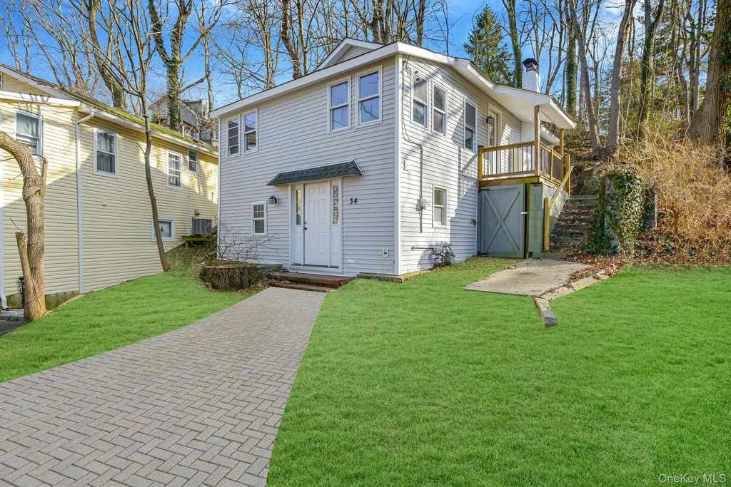 34 Glenna Little Trail, Huntington