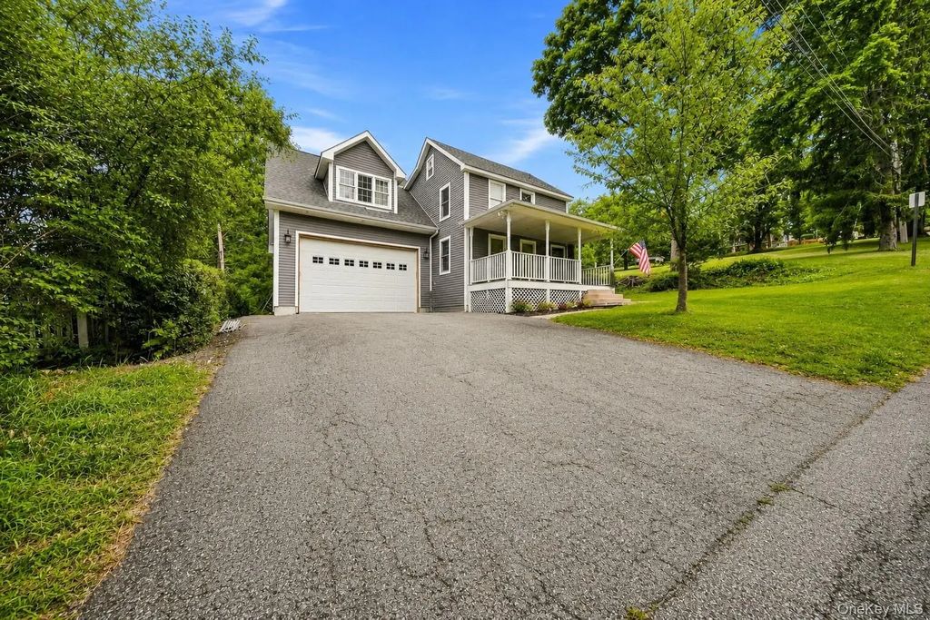 8 Nelson Street, Goshen