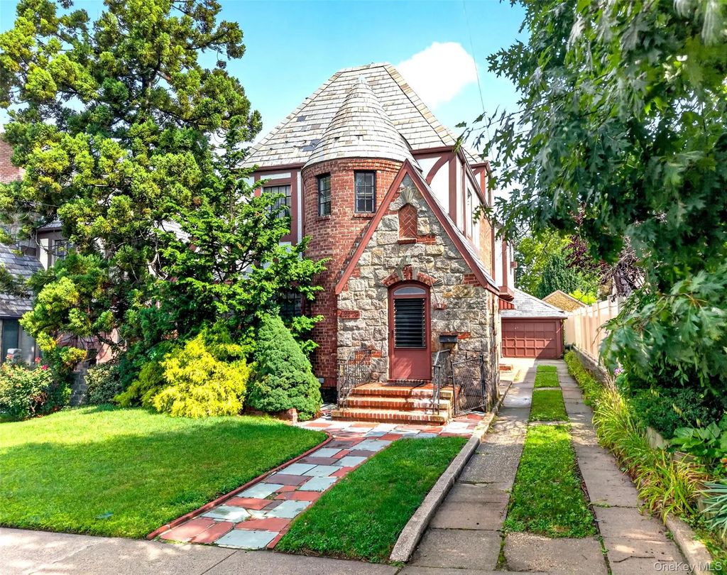 168-09 29th Avenue, Flushing
