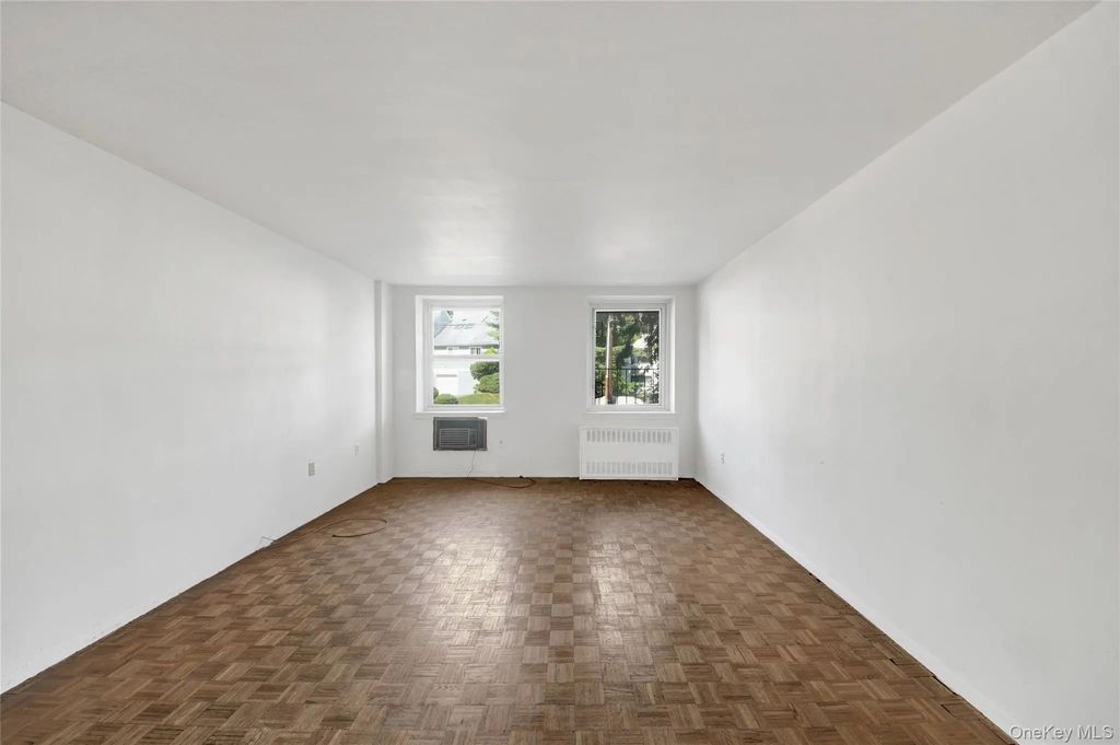 40 S Cole Avenue # 1h, Spring Valley