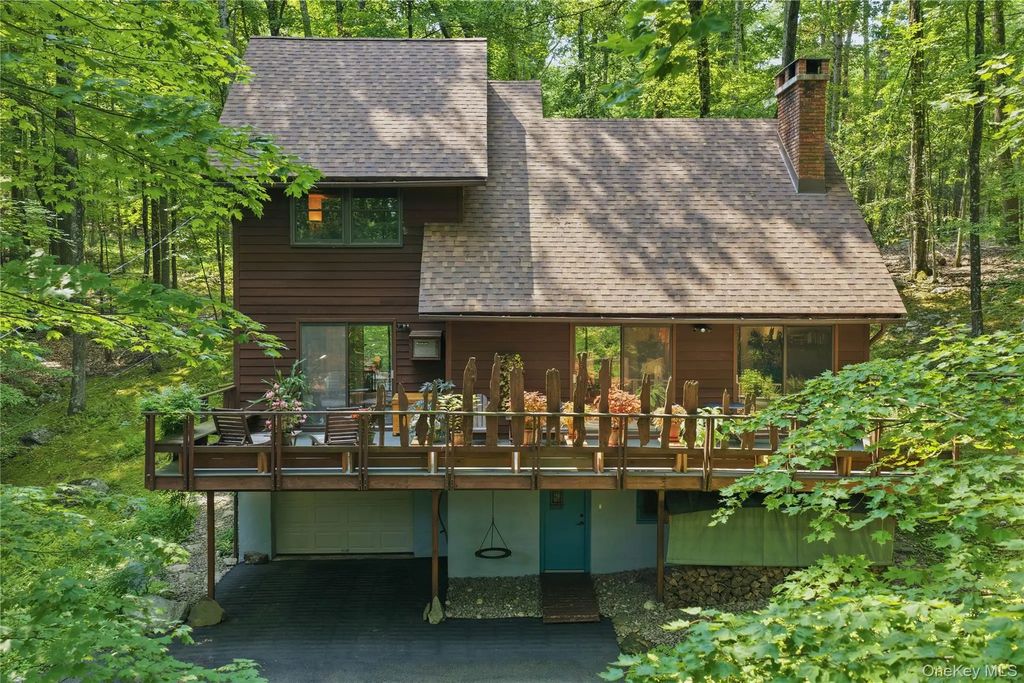9 Crescent Lane, New Paltz