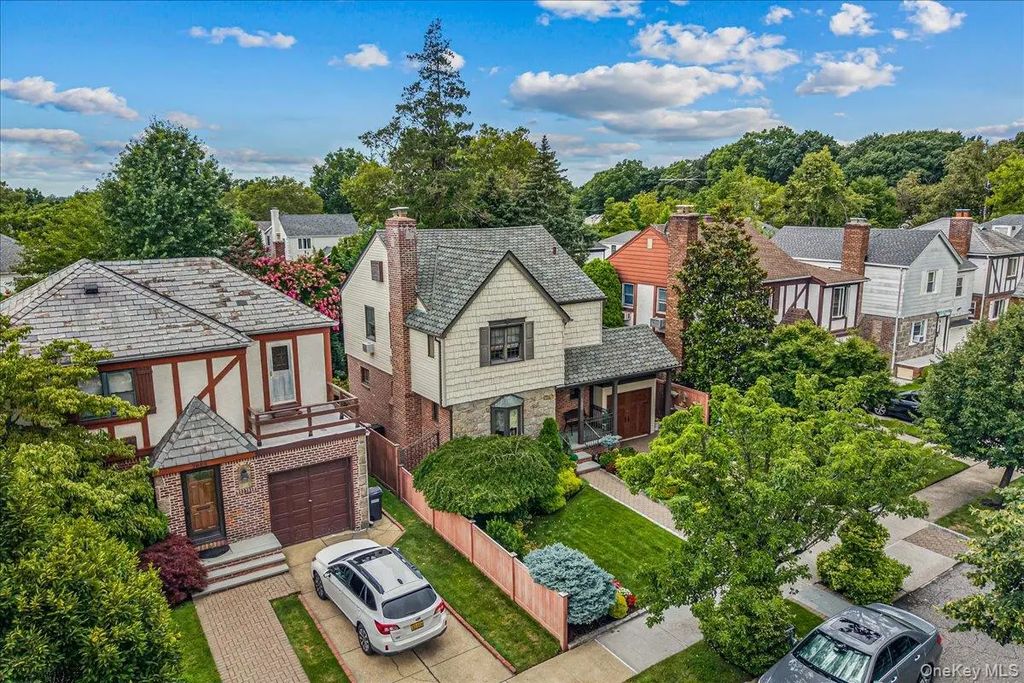 78-20 222nd Street, Oakland Gardens