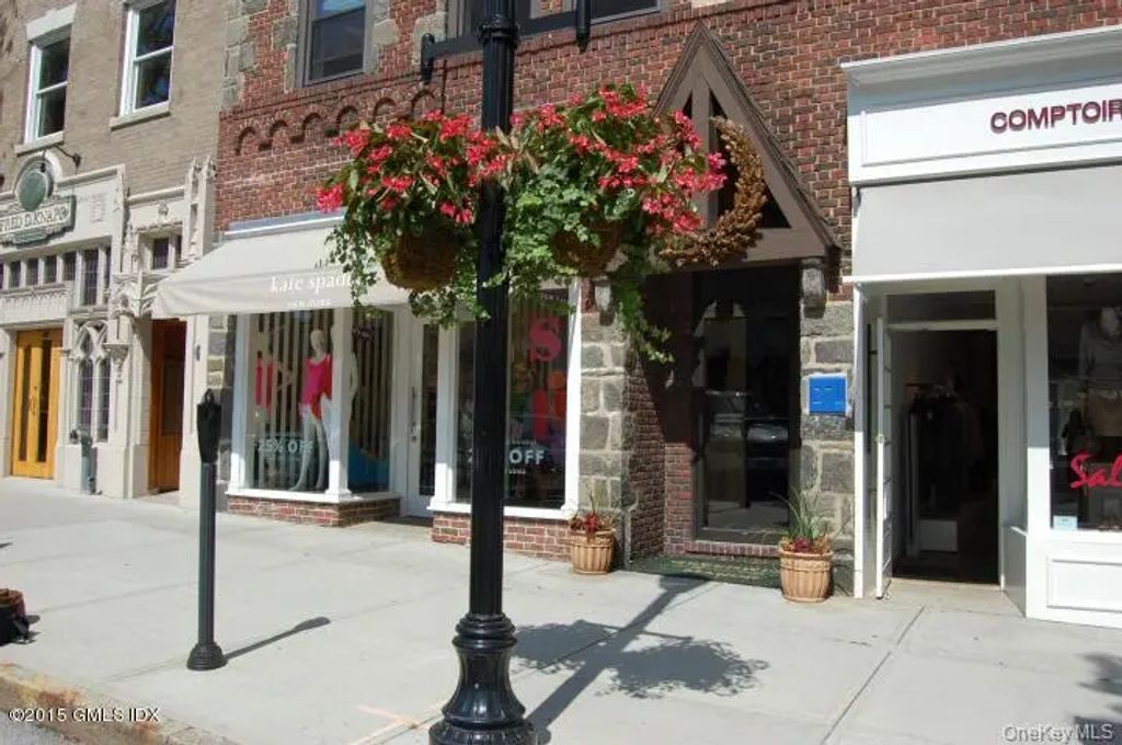 271 Greenwich Avenue # 3d, Greenwich