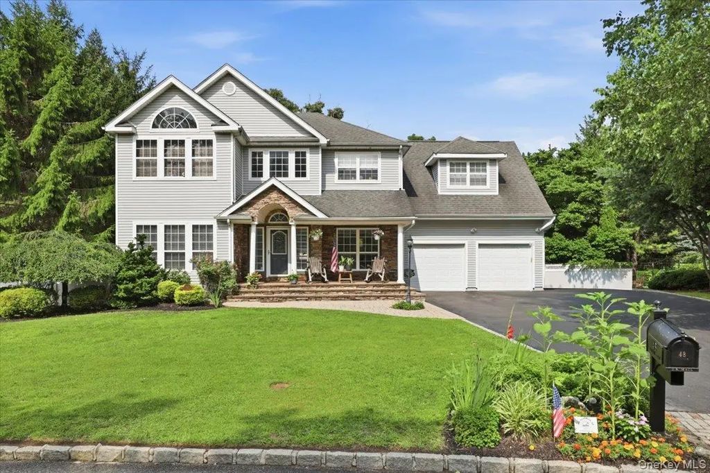 48 Province Drive, South Setauket